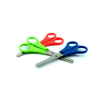 TIJERA ESCOLAR PLASTICA 13 CM....
